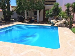 Villa Relax 2 by Kivoya