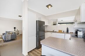 Accommodate Canberra - The Summit