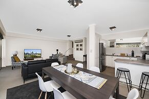 Accommodate Canberra - The Summit