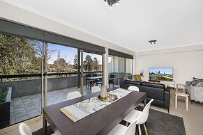 Accommodate Canberra - The Summit