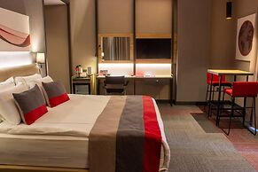 Ramada by Wyndham Tire