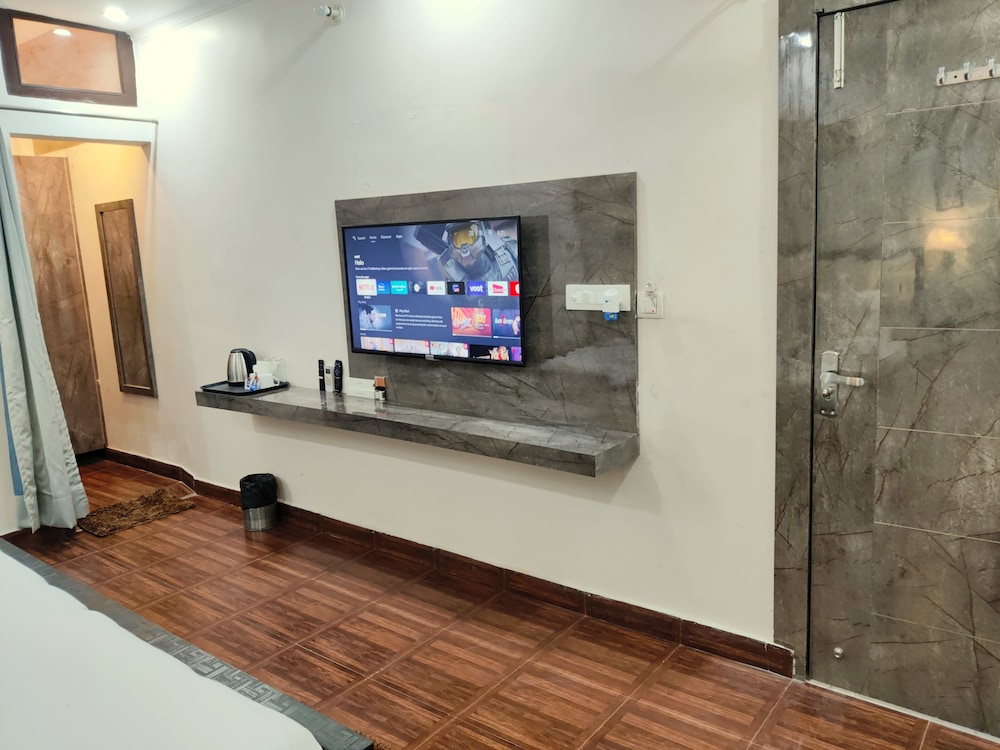 Krishna Residency - A Boutique Hotel