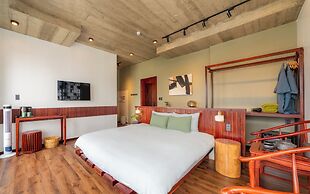 Pi Boutique Hotel