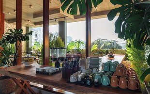 Pi Boutique Hotel