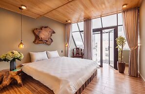 Pi Boutique Hotel