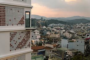 Pi Boutique Hotel