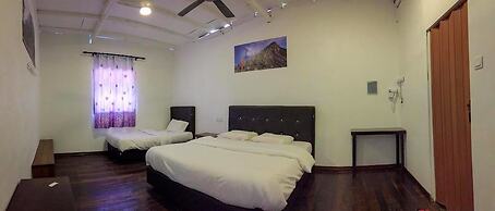 Happy Garden Resort - Hostel