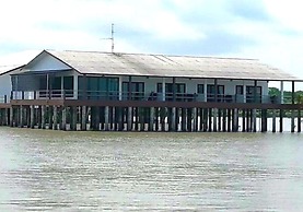 Kukup Xiang Holiday Home