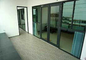 Kukup Xiang Holiday Home