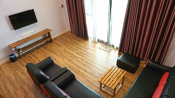 Kukup Xiang Holiday Home