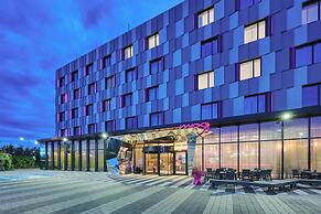 Moxy Katowice Airport