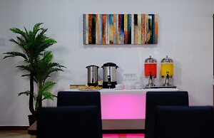 Victoria City Hotel