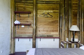 Bambura Villas