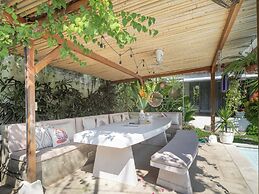 Lila Boutik Residence
