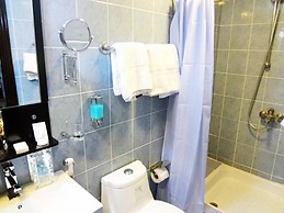 Marina Hotel