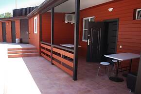 Peak Season Hotel