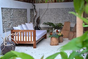 Eden BAANI Lodge