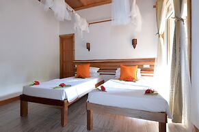 Eden BAANI Lodge