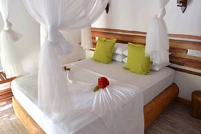 Eden BAANI Lodge