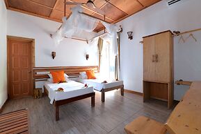 Eden BAANI Lodge