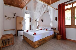 Eden BAANI Lodge
