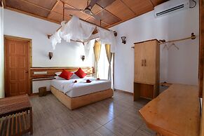 Eden BAANI Lodge
