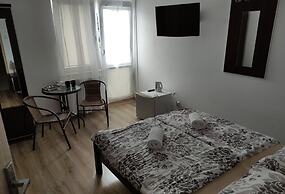 Guest House Vipabo