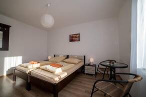 Guest House Vipabo