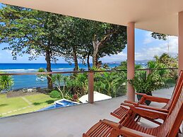 Villa Pantai by Villa Finder