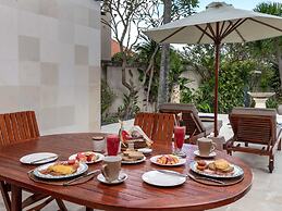 Villa Pantai by Villa Finder