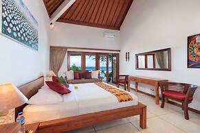 Villa Pantai by Villa Finder