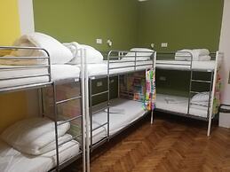 Lorf Hostel&Apartments