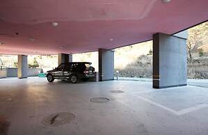 We Motel