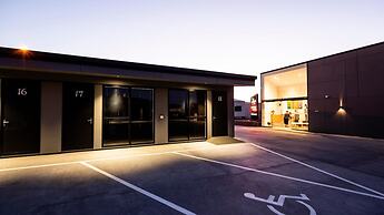 Zachary's Motel
