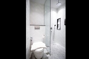 Harbour Ville Hotel Hamilton - Lavender