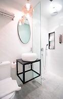 Harbour Ville Hotel Hamilton - Lavender