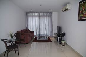 D'Esplanade City View Apartment