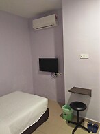 Tiong Hua Hotel