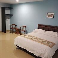 Tiong Hua Hotel