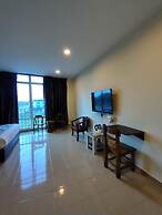 Tiong Hua Hotel