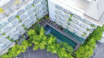 Kuta Galleria Hotel