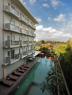 Kuta Galleria Hotel