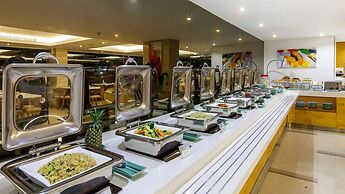 Kuta Galleria Hotel
