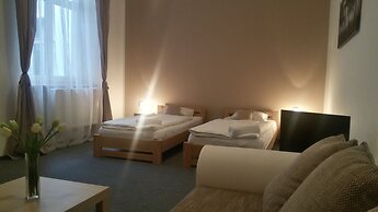 Hotel Club Trio