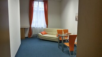 Hotel Club Trio