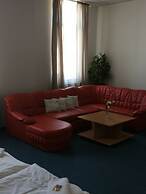 Hotel Club Trio