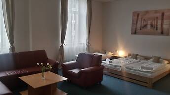 Hotel Club Trio