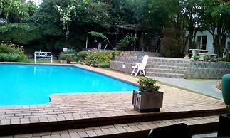 Accoustix Backpackers Lodge