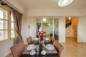 City View Apartment