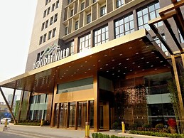 Holiday Villa Hotel & Residence